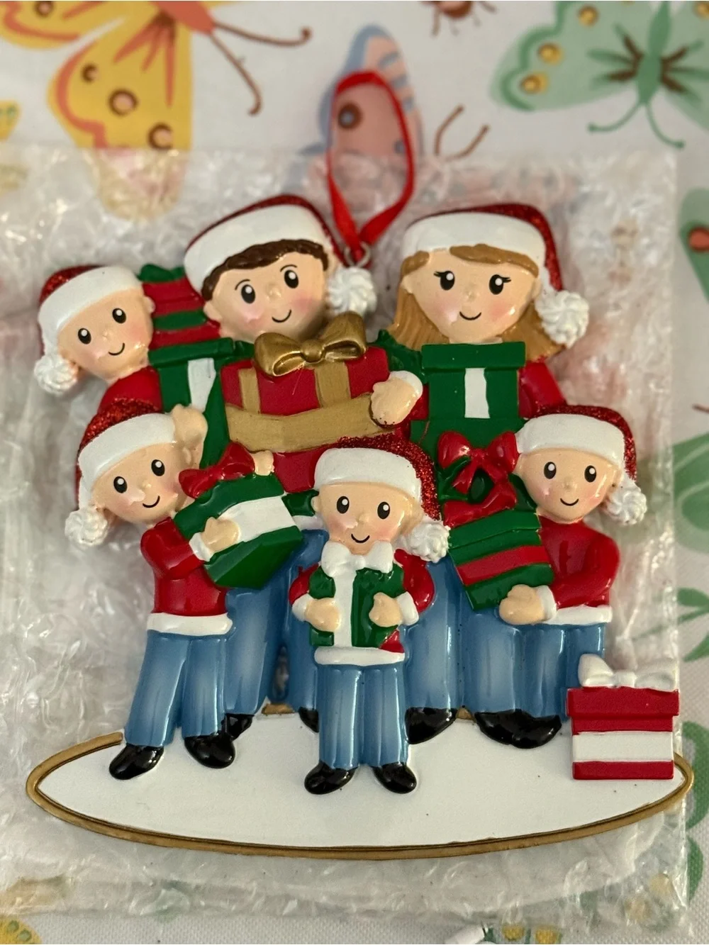 Holiday Family of 6 Ornament - Red & Green Christmas Gift Holders
